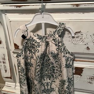 SHEIN Leaf Print Sleeveless Top